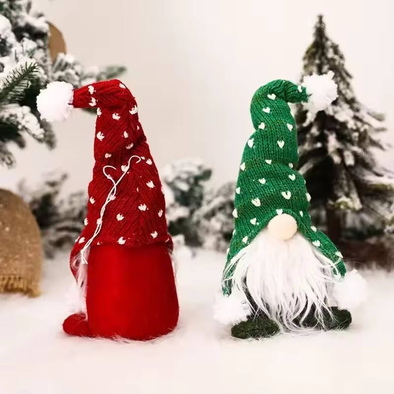クリスマスノームぬいぐるみサンタ人形、クリスマス吊り下げ飾り - Home Bargains のレビューと価格